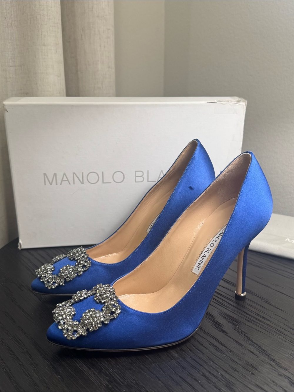 Manolo Blahnik Hangisi 105 Crystal Buckle Satin Blue 36